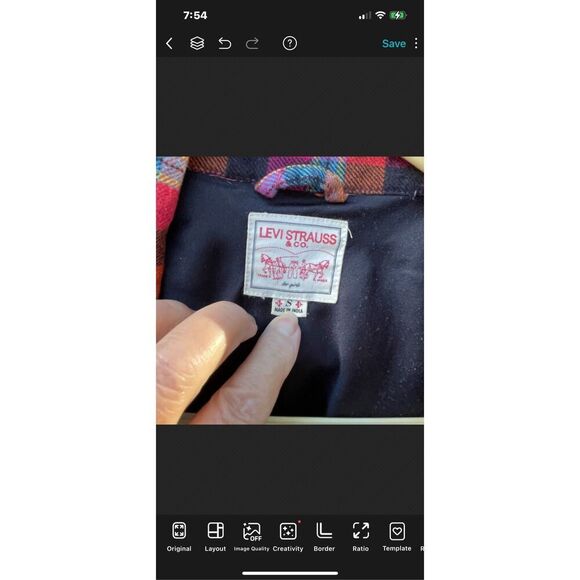 Levi’s size S flannel loose fit button down . - Picture 4 of 6